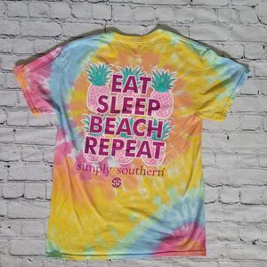 Simply Southern Tie Dye Medium Womens Shirt Eat Sleep Beach Repeat Short Sleeve